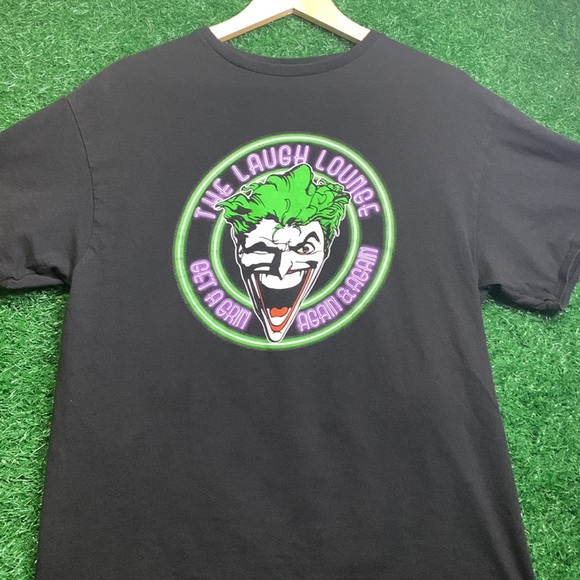 The JOKER tee “ The Laugh Lounge Get a Grin Again & Again” - Picture 3 of 7